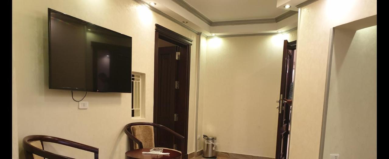 Giza Nile Guardian Hotel מראה חיצוני תמונה