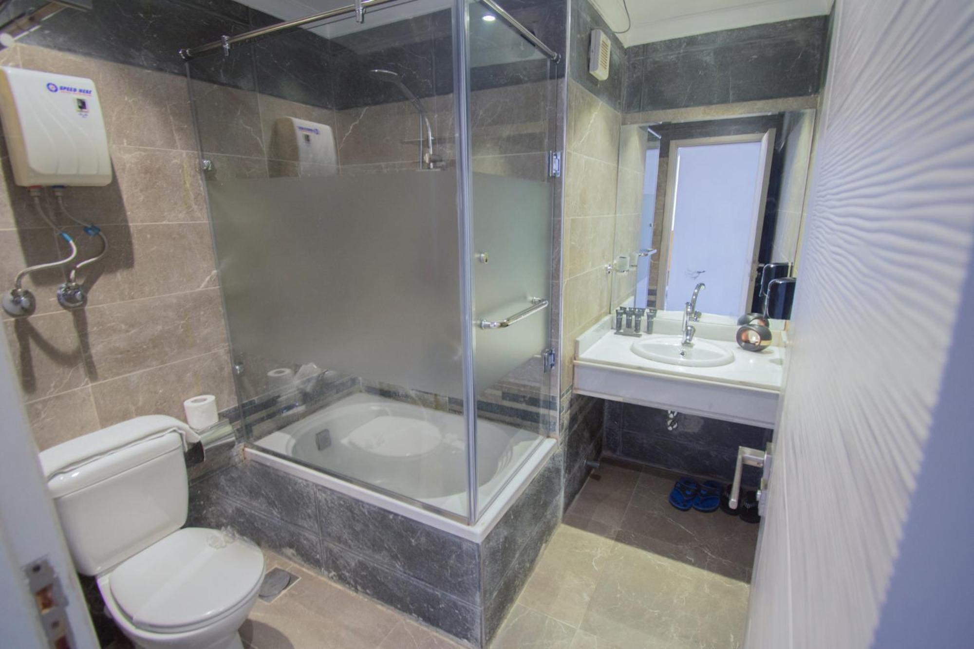 Giza Nile Guardian Hotel מראה חיצוני תמונה